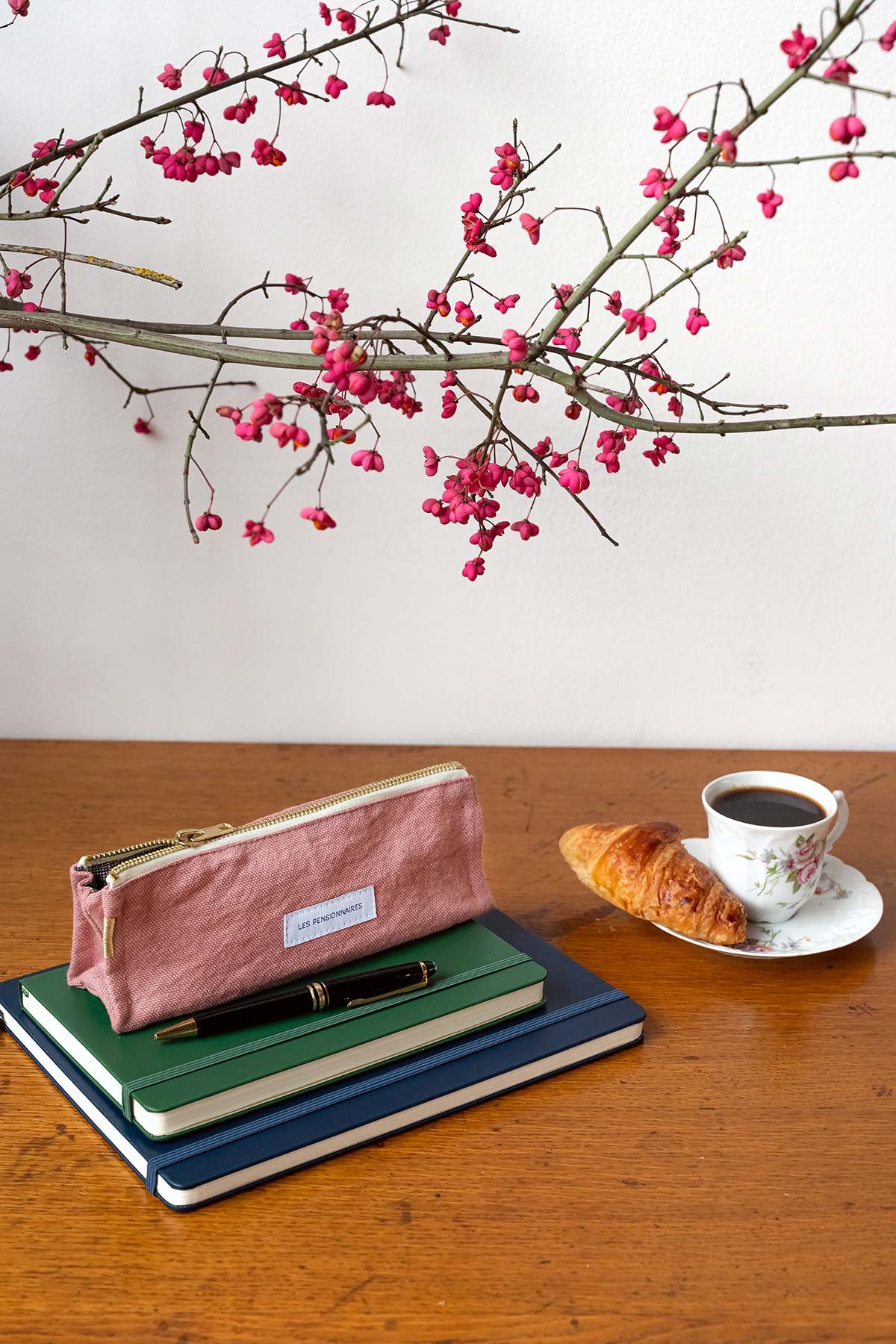 Trousse à crayons en toile de coton bio vieux rose Les pensionnaires