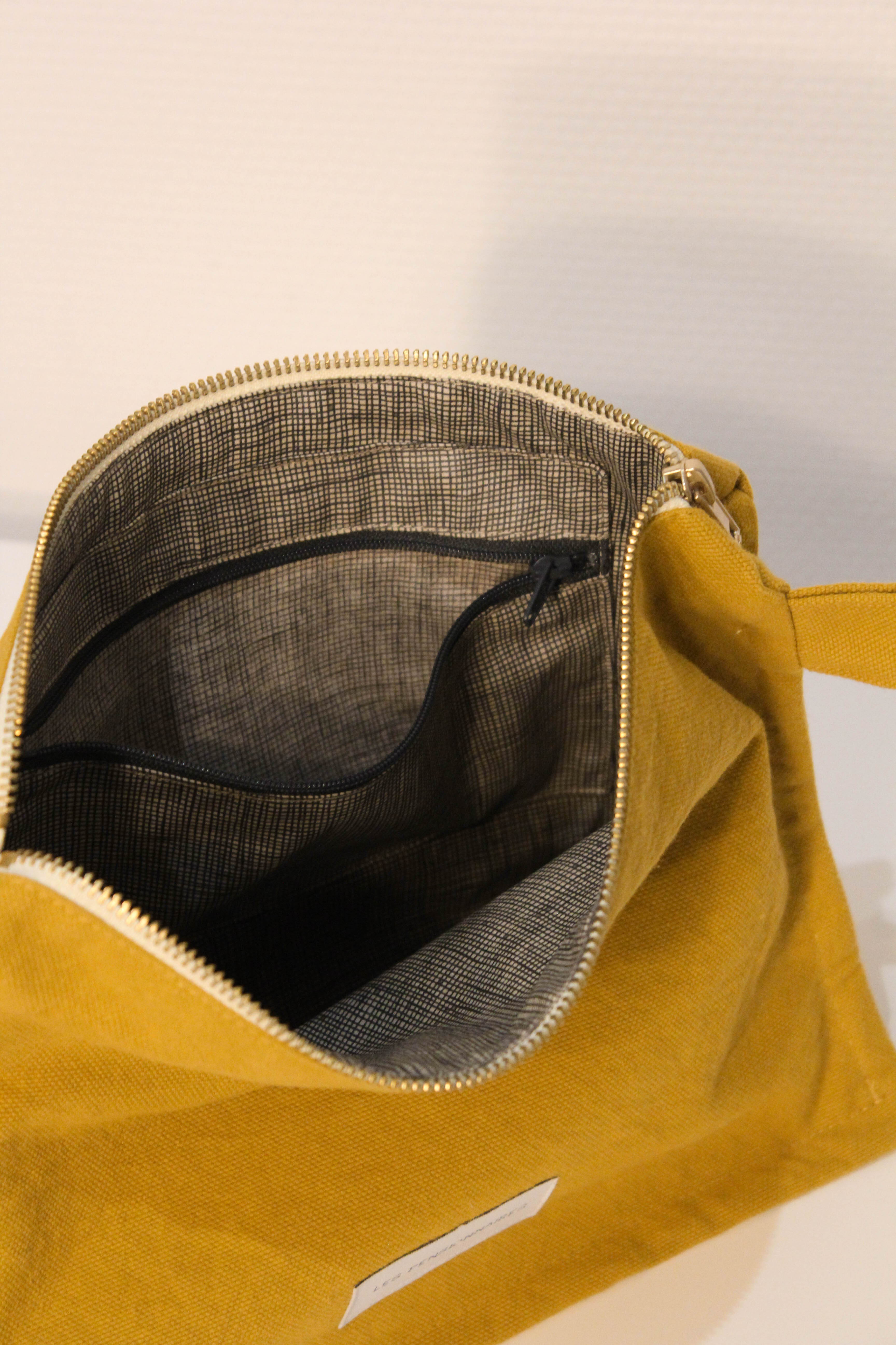 Thick horizon blue organic cotton canvas toiletry bag