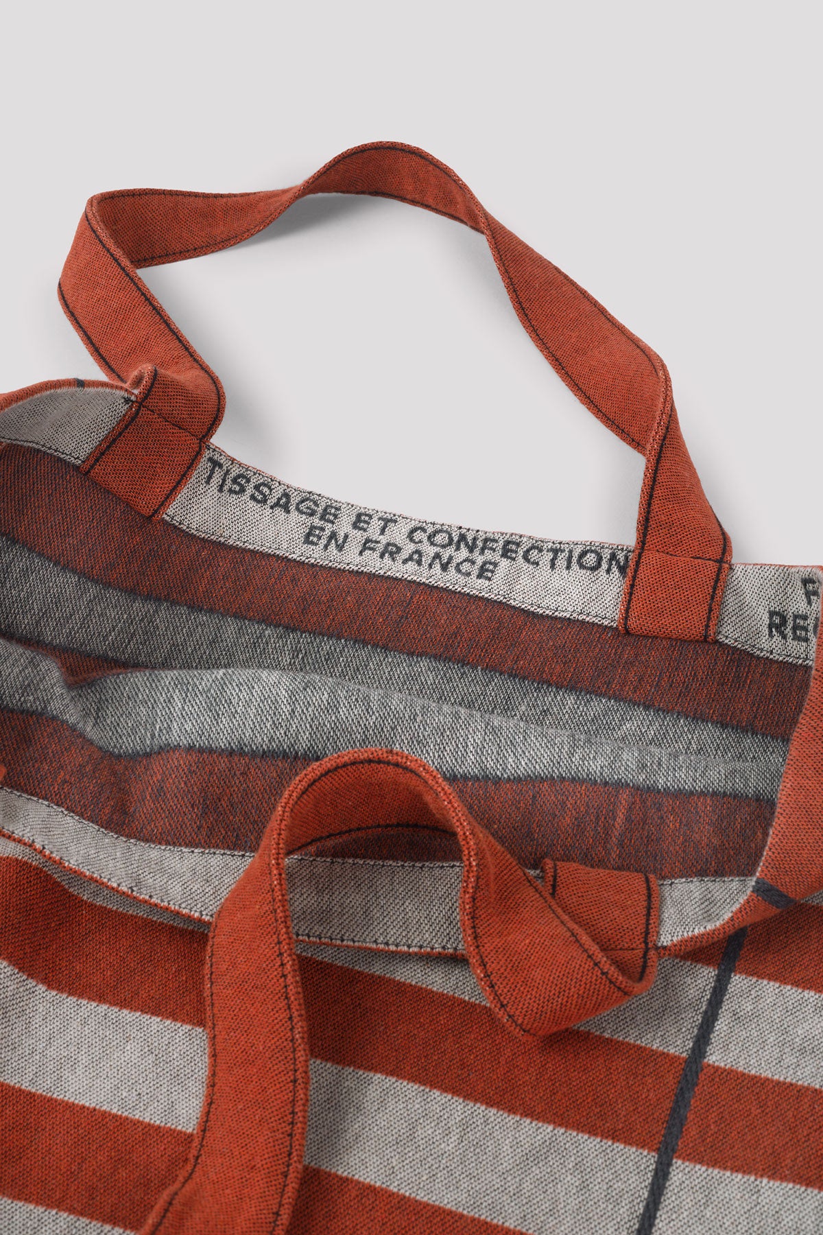 Tote bag rayé en fibres recyclées terracotta et beige