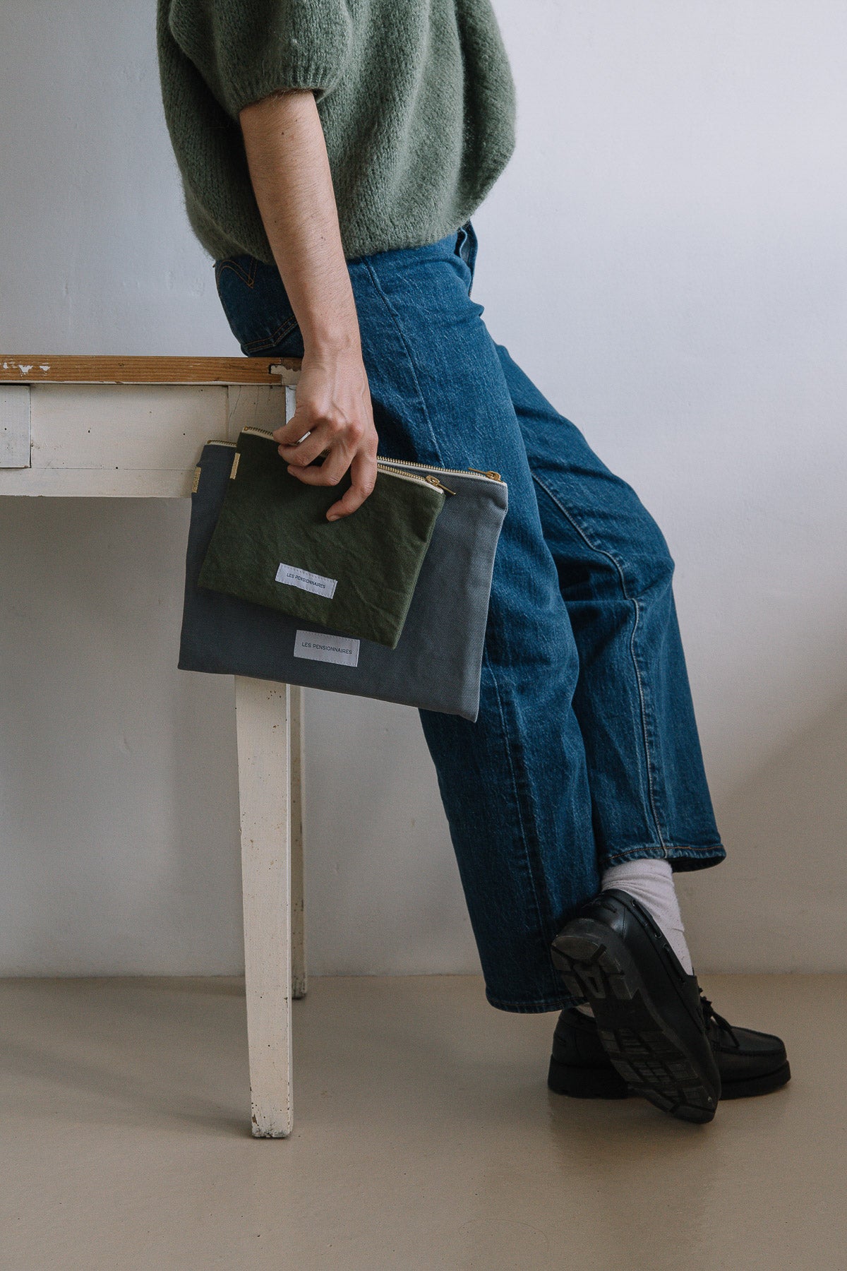 Petite pochette en toile de coton bio vert câpre
