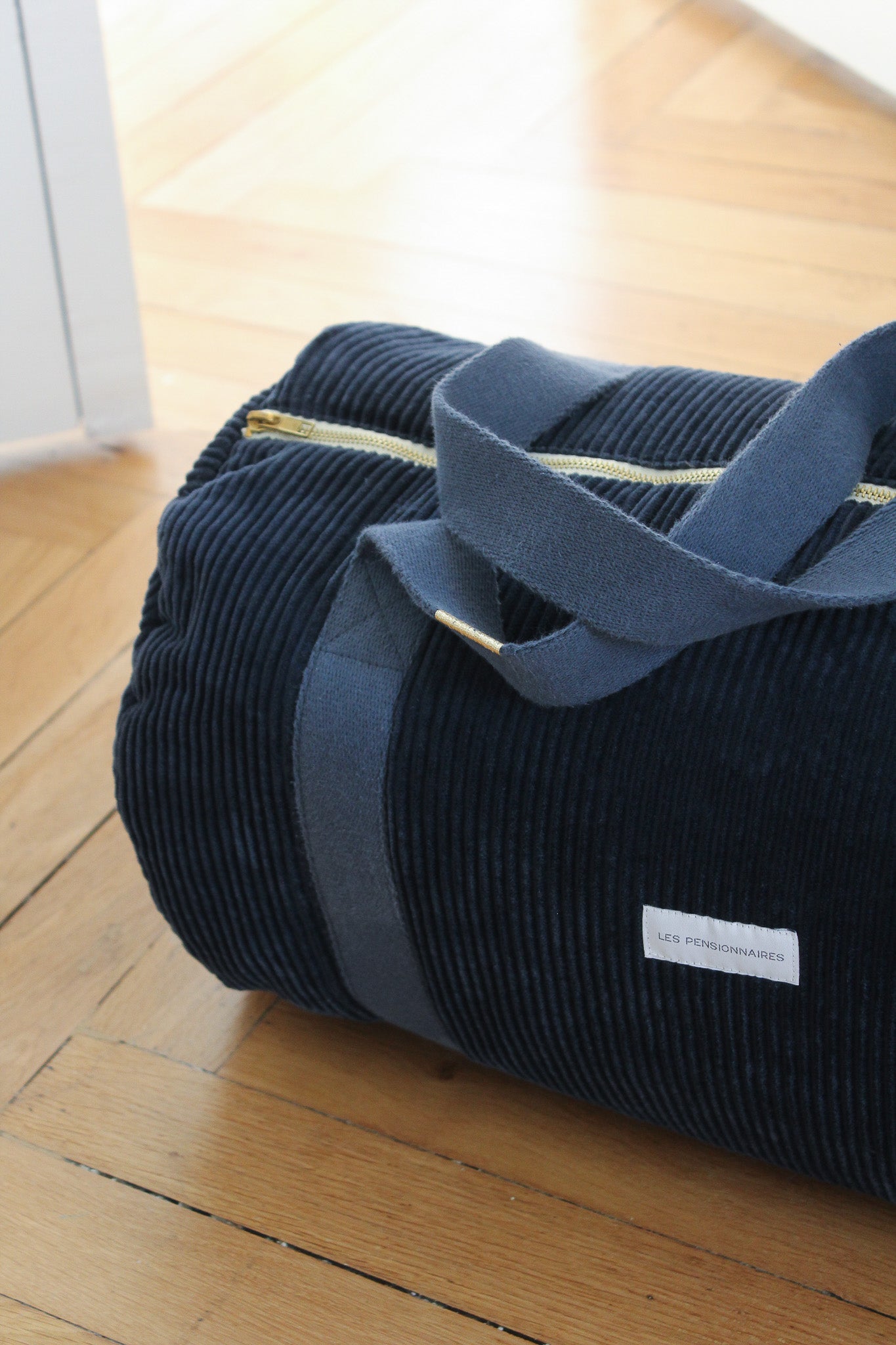 Sac-Weekend-bowling-velours-cotele-bleu-les-pensionnaires-066