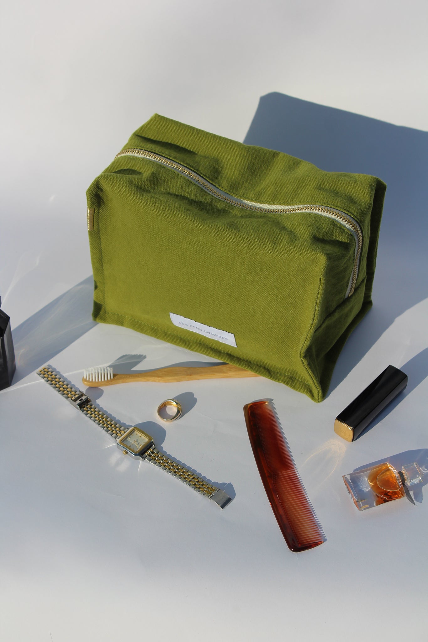 Trousse de toilette cube vert mousse en épaisse toile de coton bio