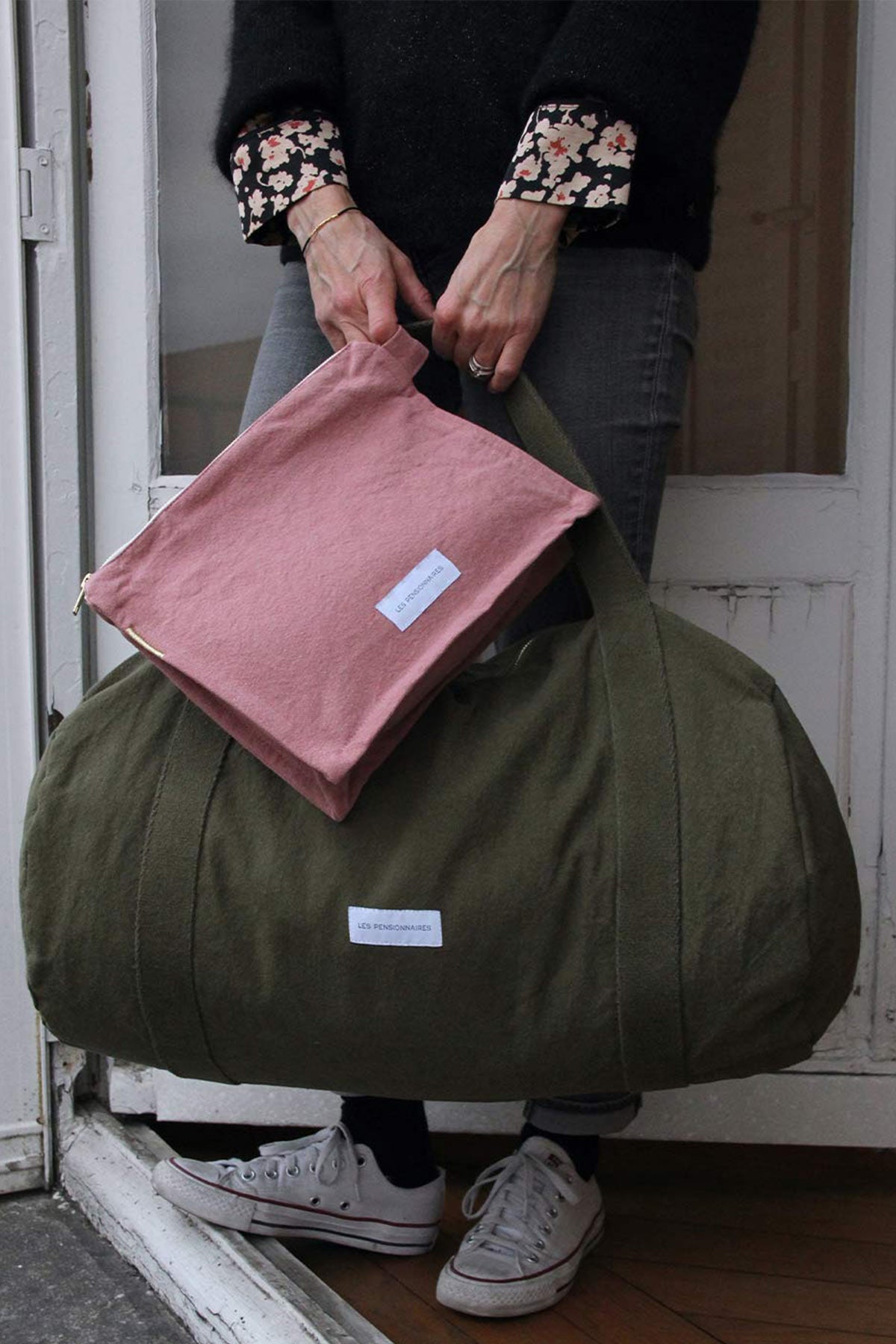 coffret-le-baroudeur-sac-bowling-weekend-trousse-de-toilette-Les-pensionnaires