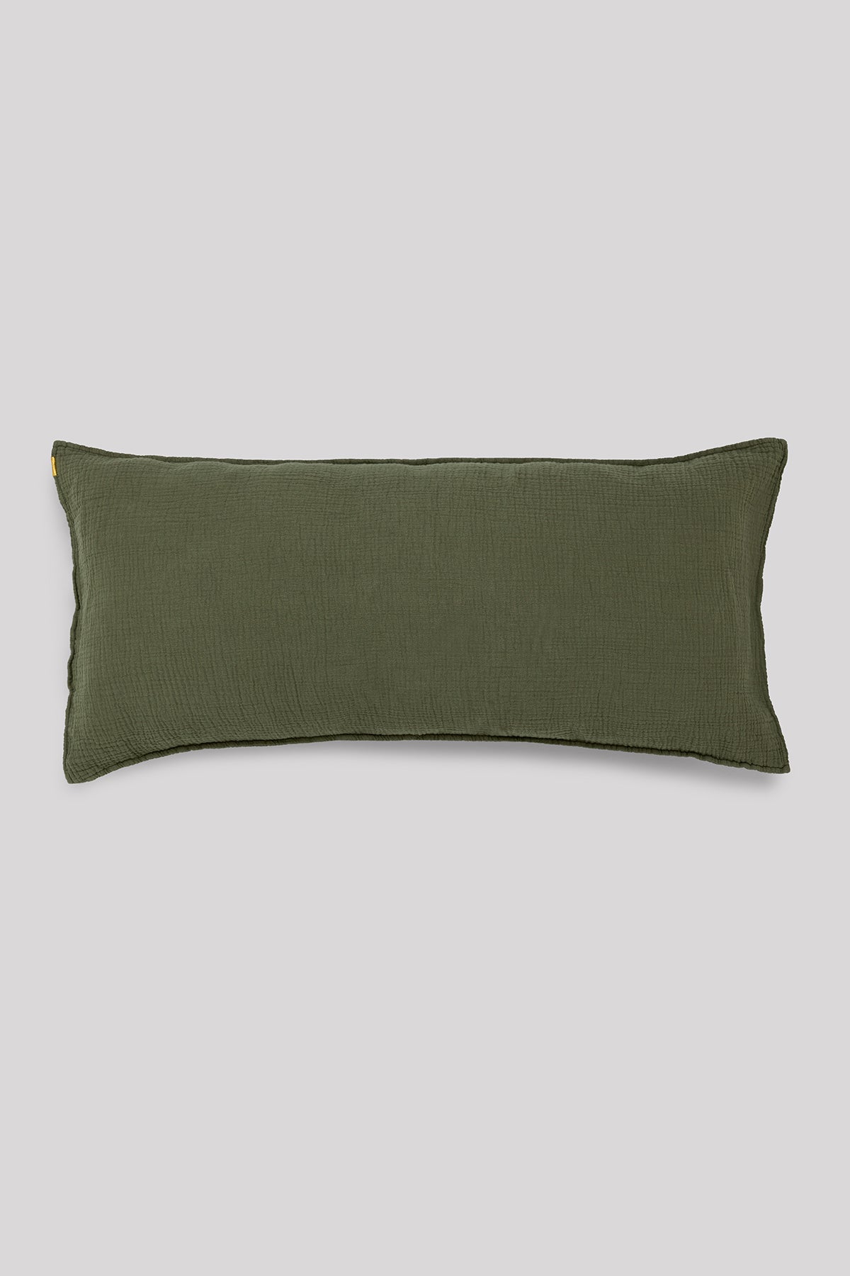 Grand coussin déhoussable en double gaze de coton vert câpre 45x90cm