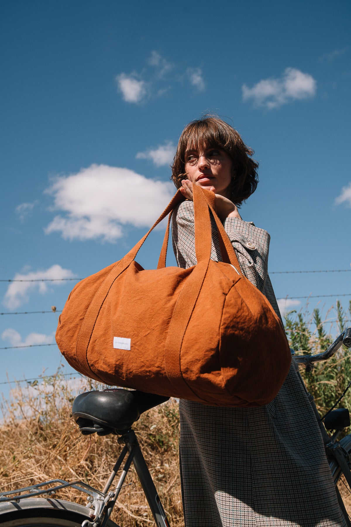 Sac-week-end-polochon-marron-caramel-coton-bio-Les-pensionnaires-389