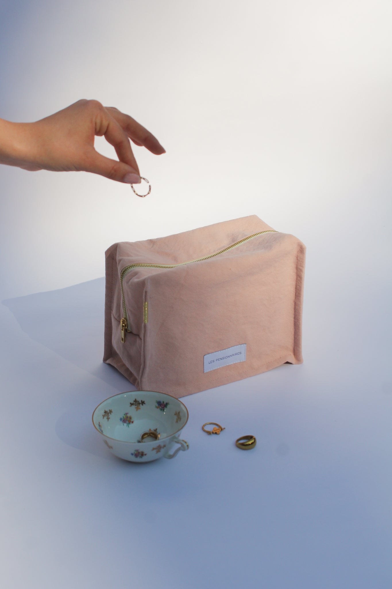 Trousse de toilette cube rose délicat en épaisse toile de coton bio