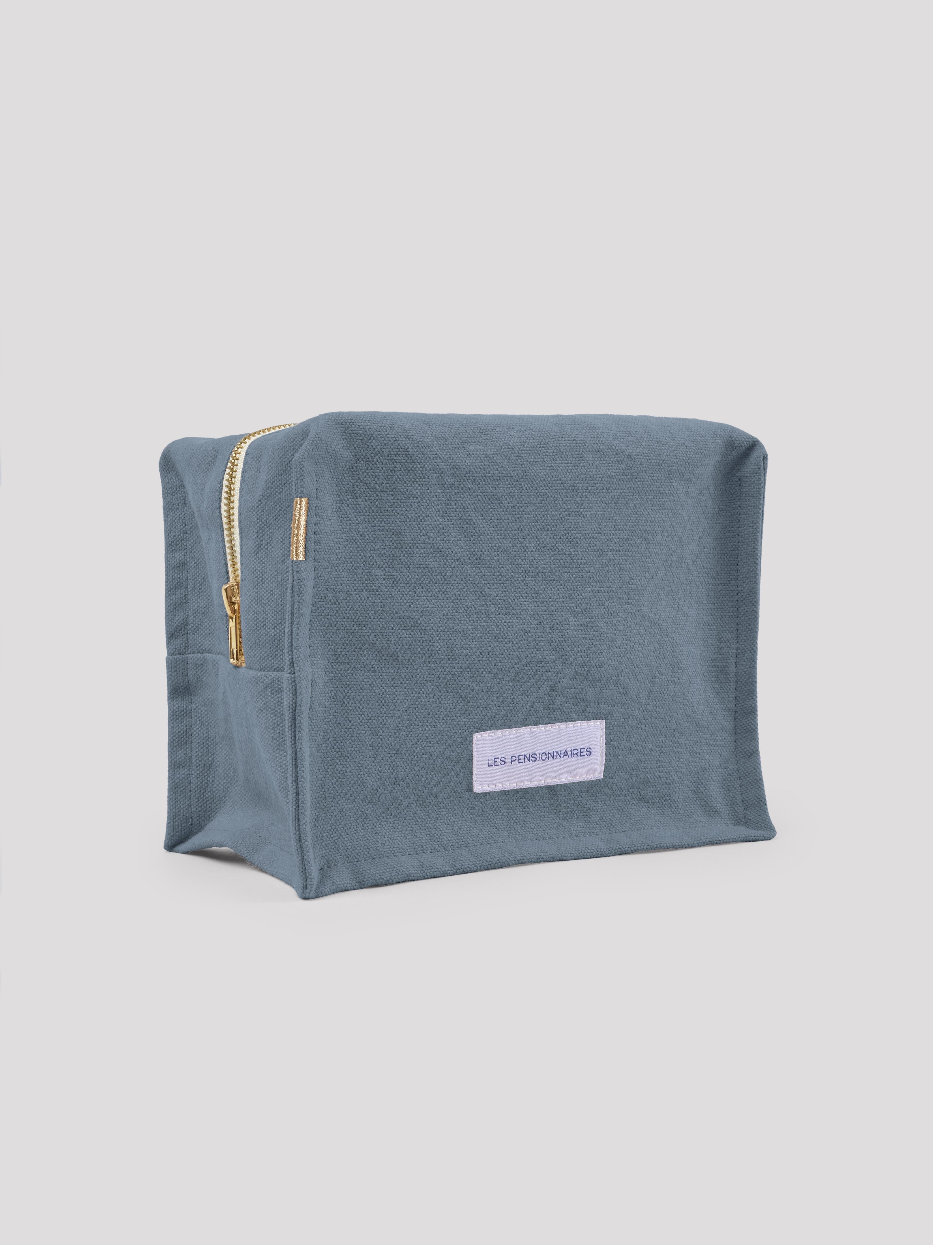 Trousse-de-toilette-cube-bleu-horizon-les-pensionnaires