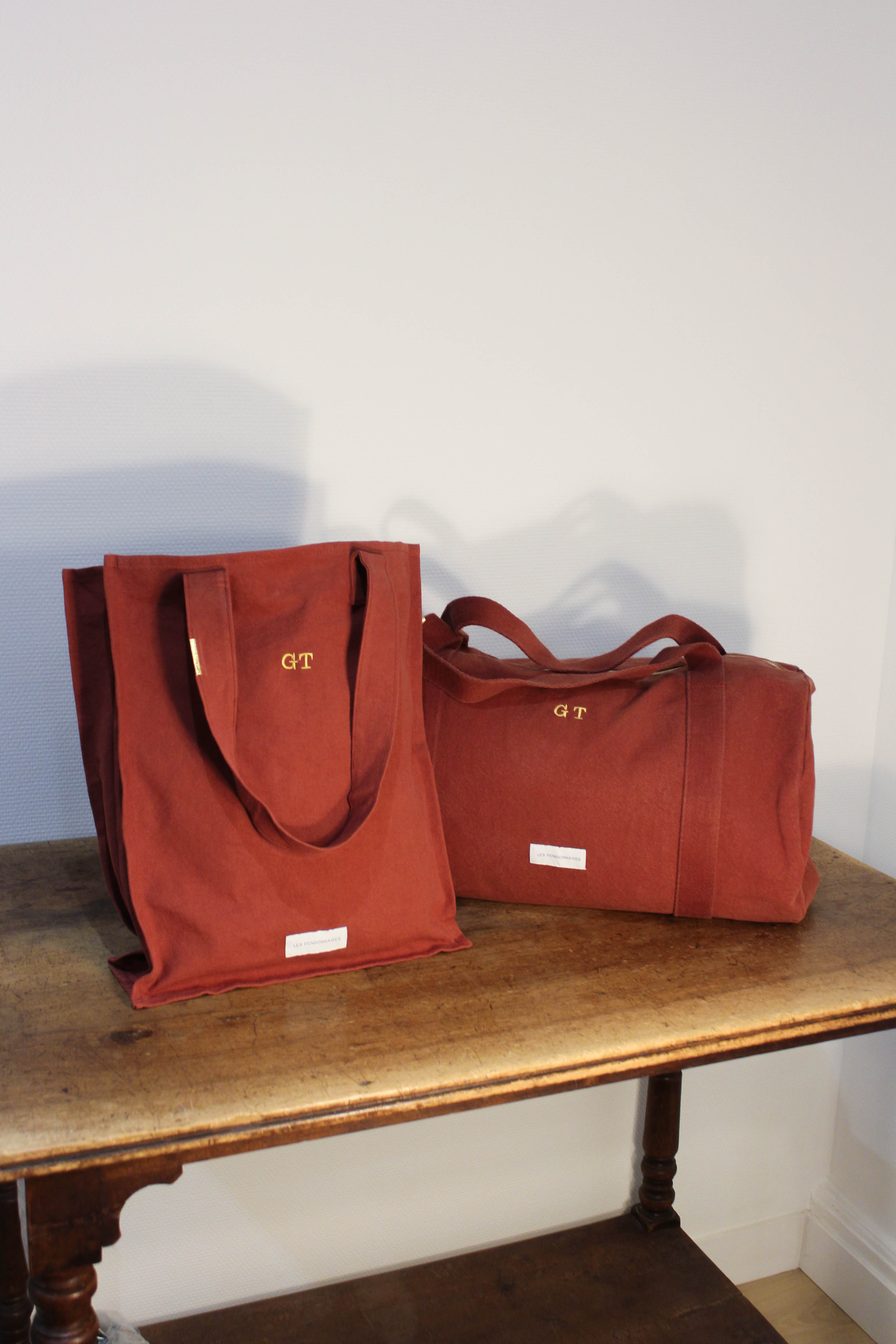 Rust red organic cotton canvas zipped bag 