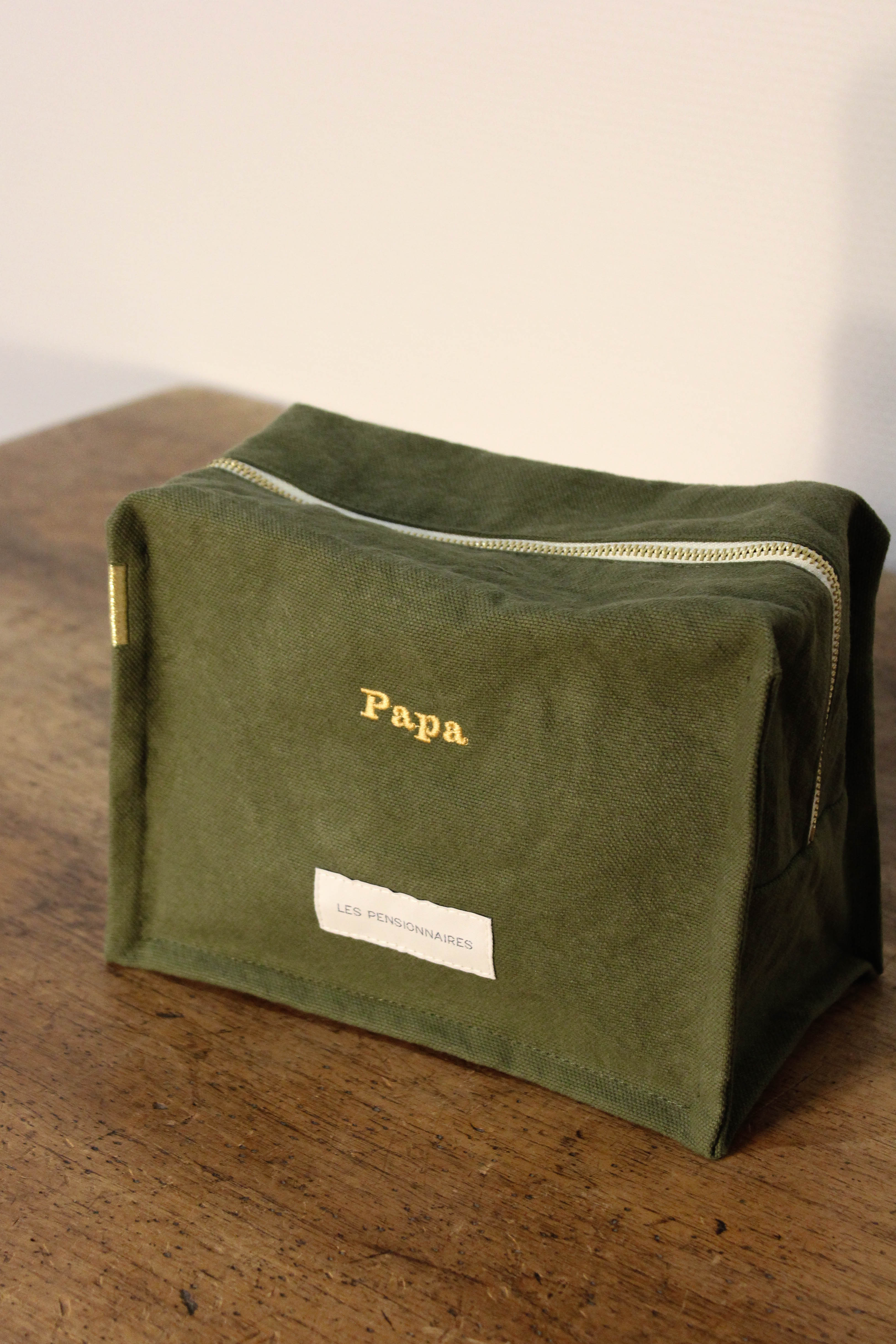 Trousse de toilette cube vert câpre en épaisse toile de coton bio